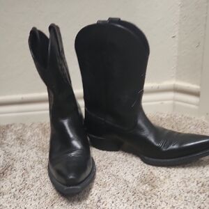 Black Cowboy Boots